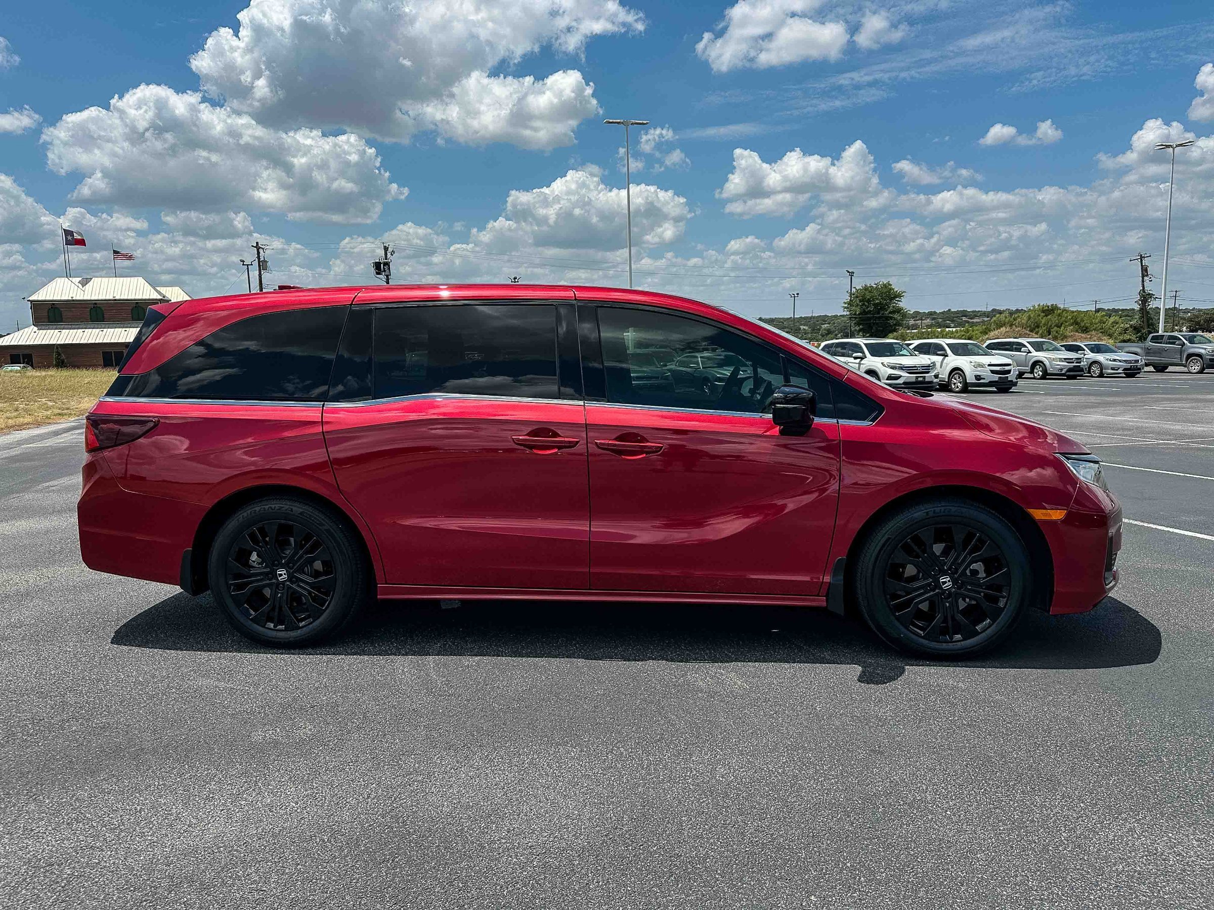 Used 2026 Honda Odyssey Sport-L image 5