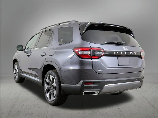 New 2026 Honda Pilot Touring image 3