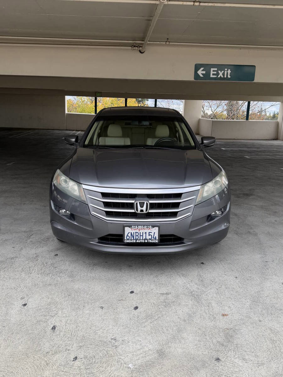 Used 2010 Honda Crosstour EX-L image 2