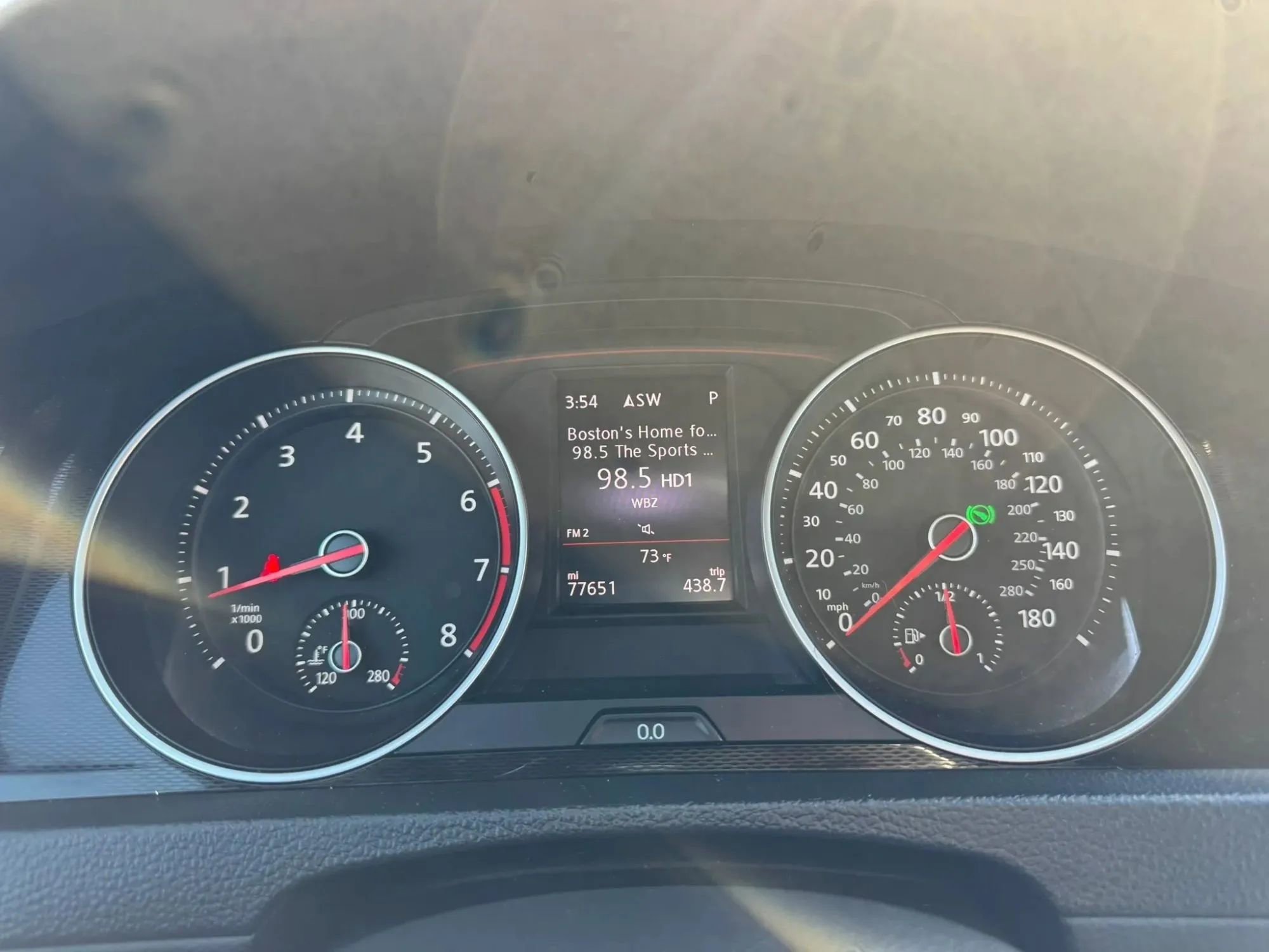 Used 2016 Volkswagen Golf 4-Door FWD image 18