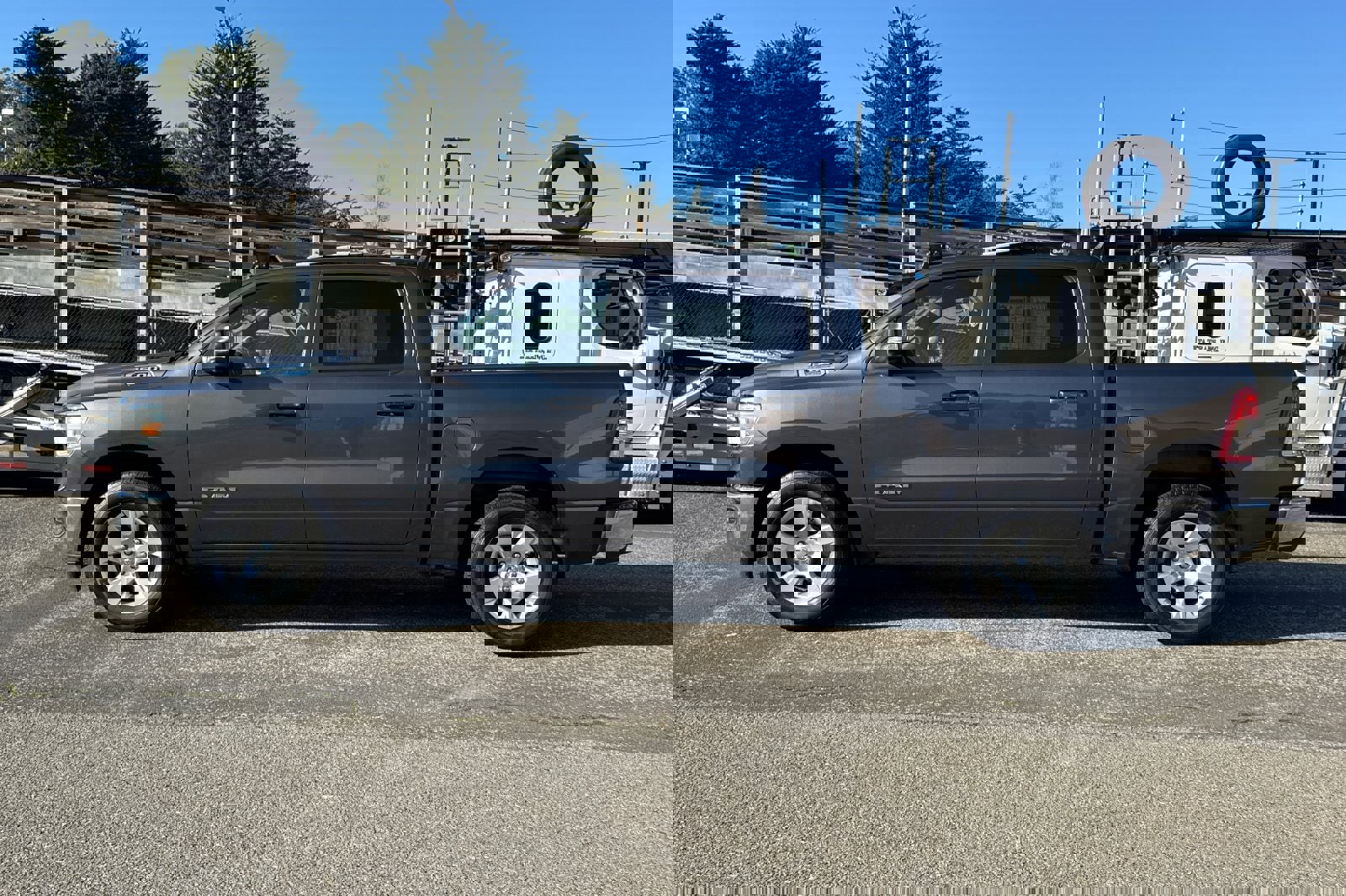 Used 2021 RAM 1500 Big Horn image 7