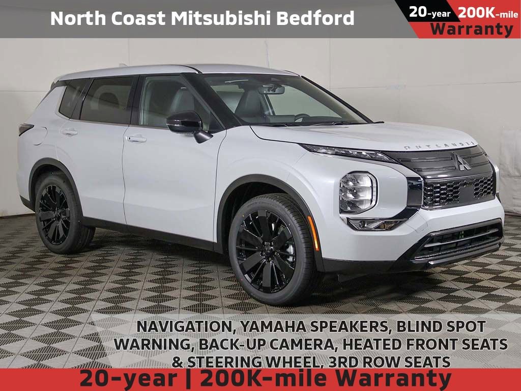 New 2026 Mitsubishi Outlander LE FWD image 1