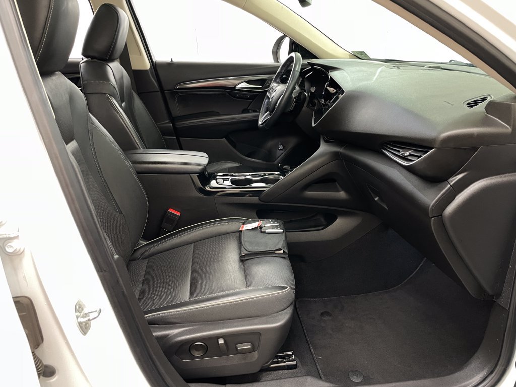 Certified 2021 Buick Envision Essence w/ Technology Package I AWD/4WD image 40