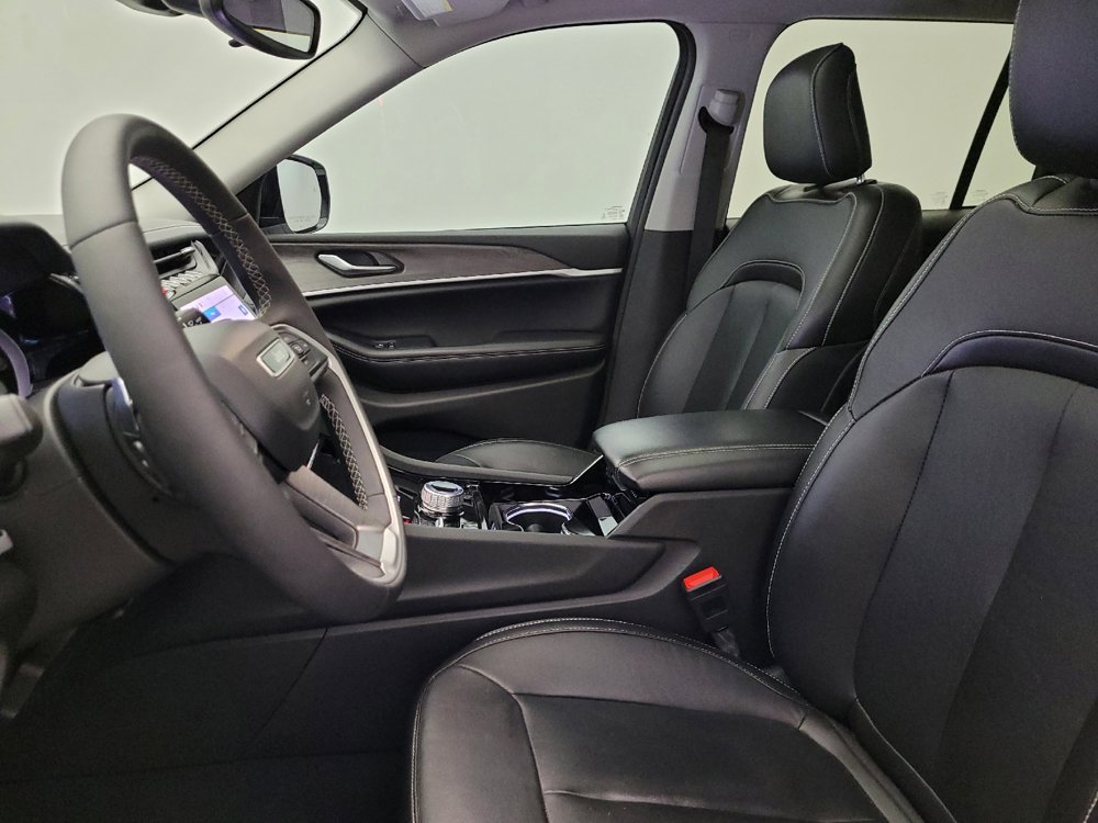 Used 2022 Jeep Grand Cherokee Limited 4xe image 17