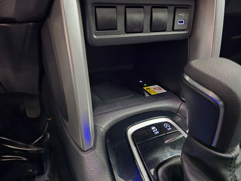 Used 2023 Toyota Corolla Cross LE w/ Moonroof Package image 24