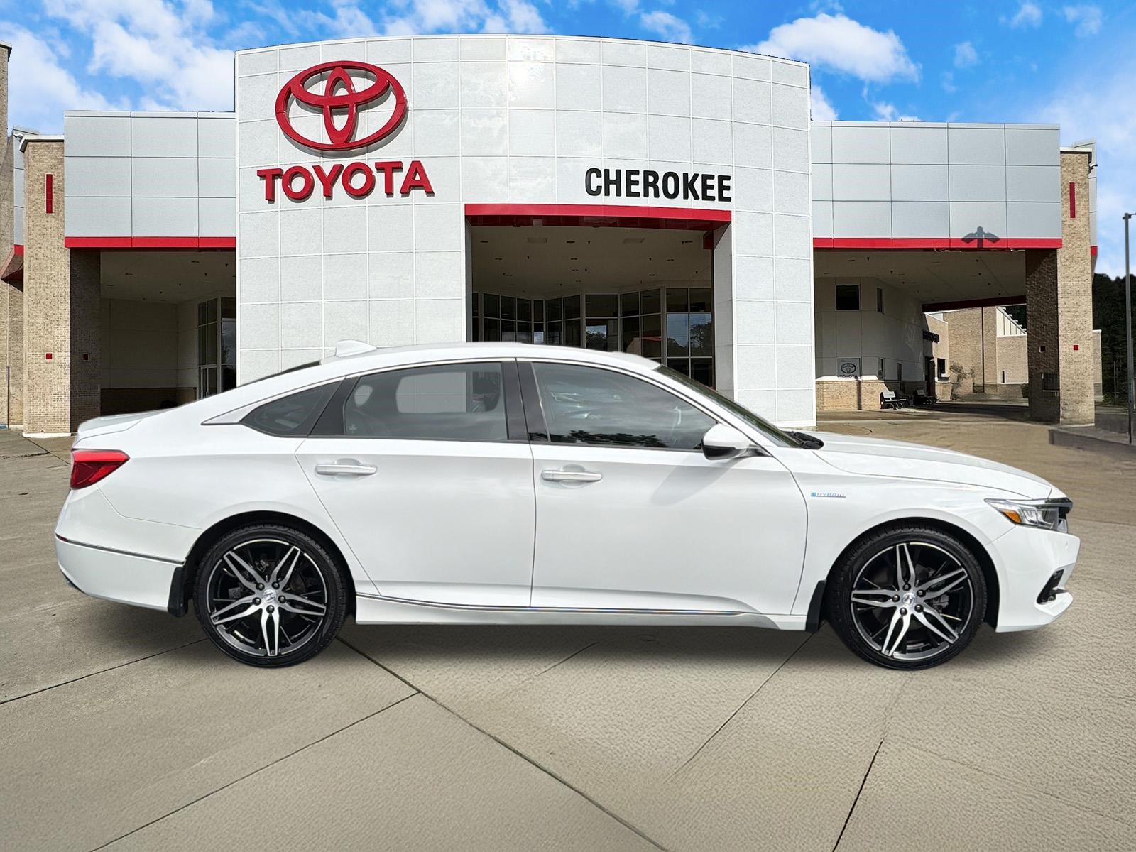 Used 2022 Honda Accord Touring image 4
