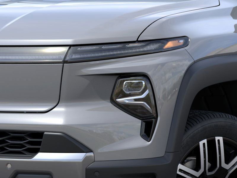 New 2026 Chevrolet Silverado EV LT image 10