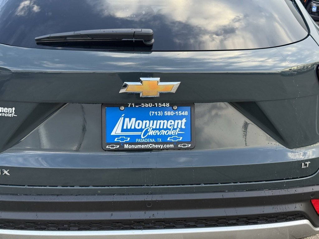 New 2026 Chevrolet Trax LT w/ Sunroof Package image 13