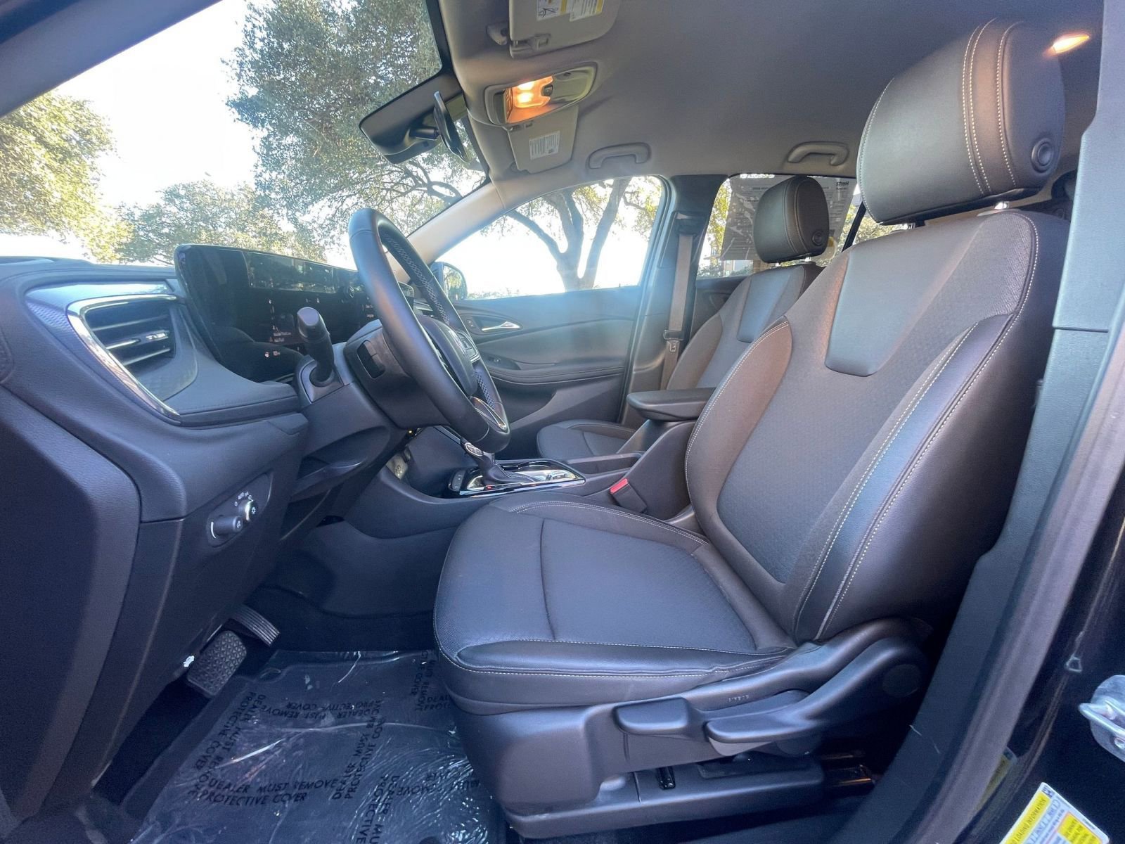 Used 2025 Buick Encore GX Preferred image 21