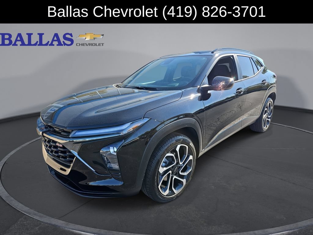 Used 2025 Chevrolet Trax RS w/ Sunroof Package