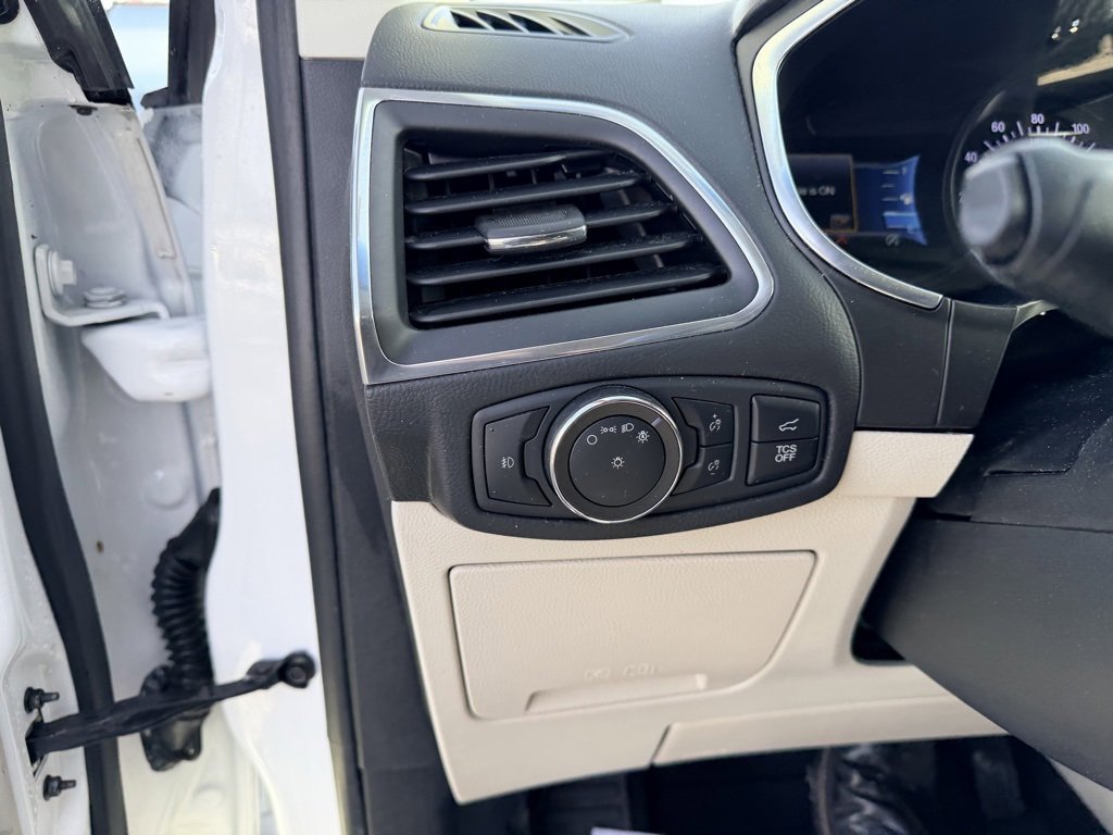 Used 2020 Ford Edge Titanium w/ Equipment Group 301A image 23