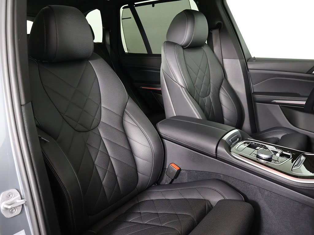 Used 2024 BMW X5 xDrive40i image 31