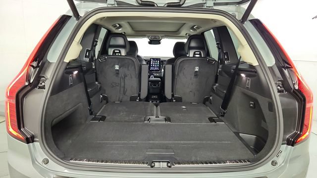 New 2026 Volvo XC90 B5 Plus w/ Protection Package Premier AWD/4WD image 41