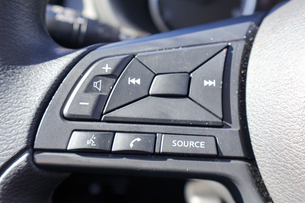 Certified 2025 Nissan Kicks Play S image 12