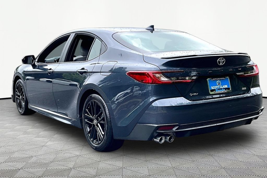 Used 2026 Toyota Camry SE FWD image 5