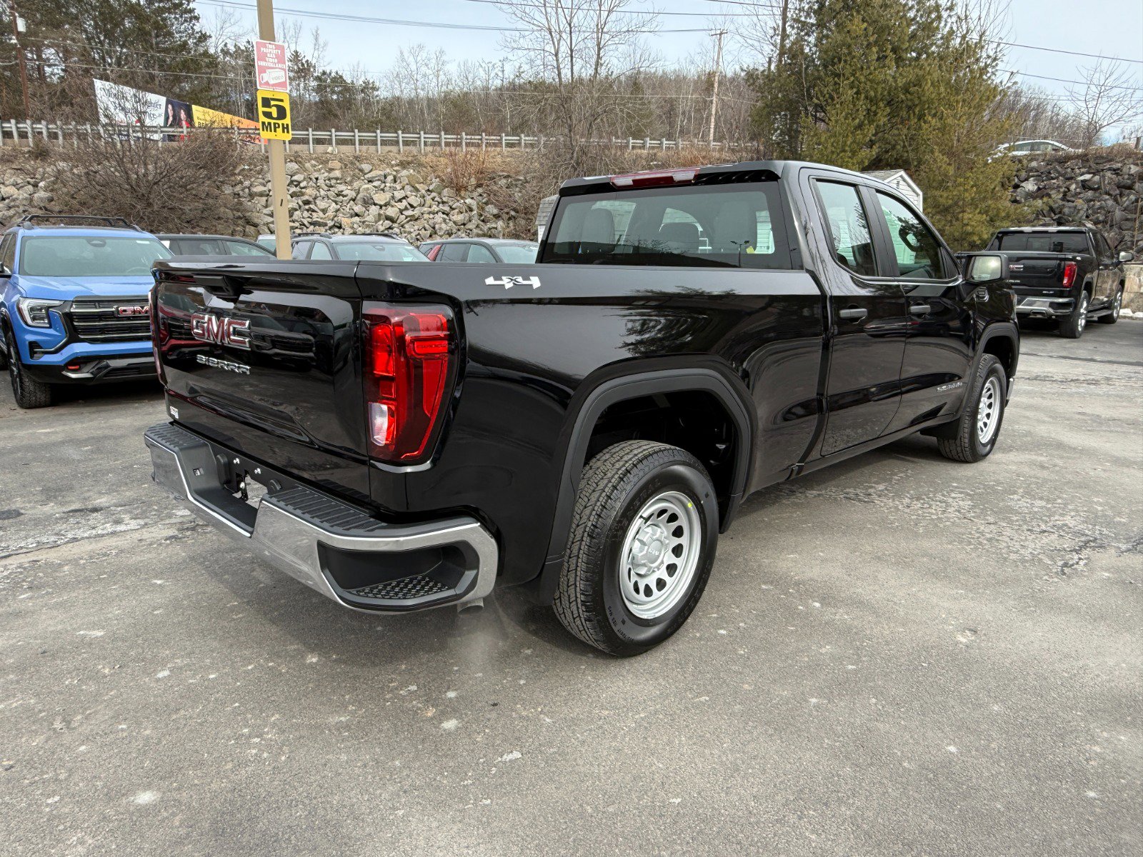 New 2026 GMC Sierra 1500 Pro image 5