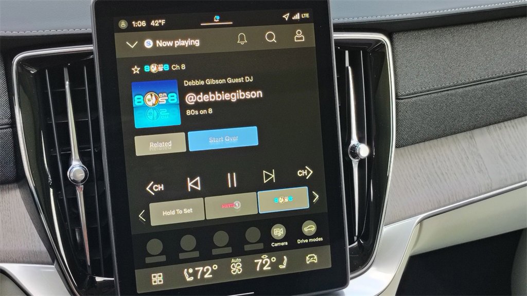 New 2026 Volvo XC90 B6 Ultra image 21