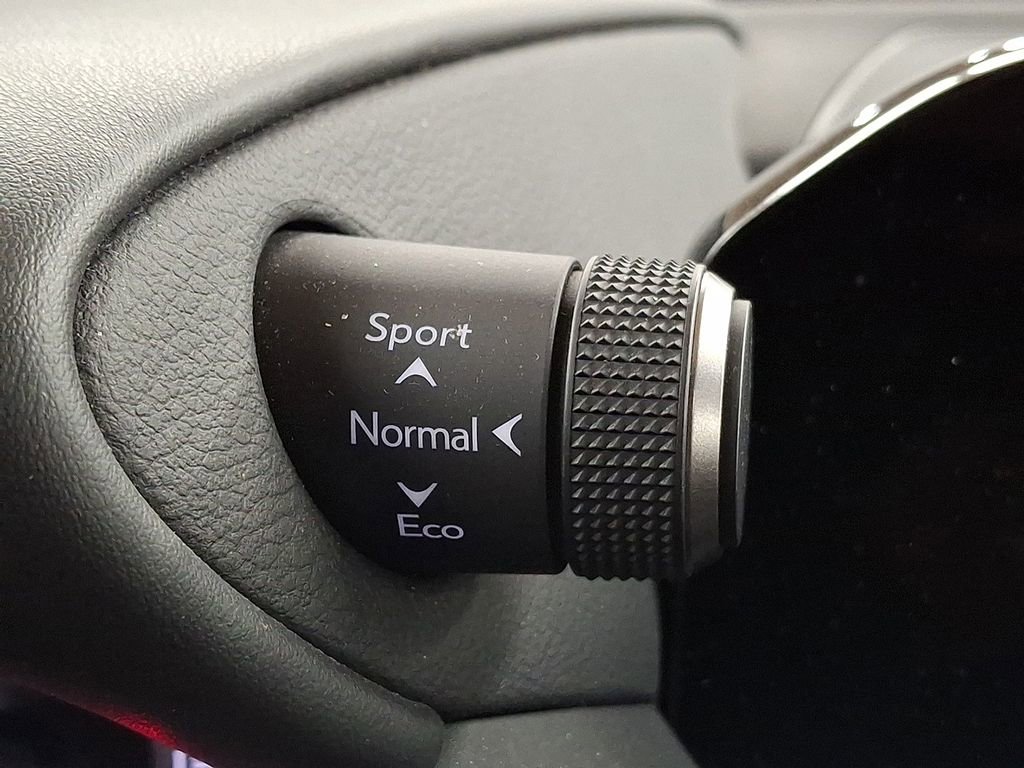 Used 2024 Lexus ES 350 w/ Premium Package image 22