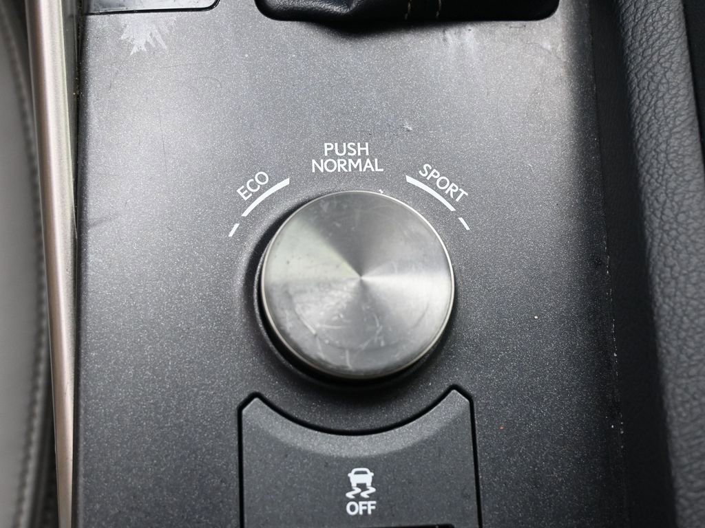 Used 2015 Lexus IS 250 AWD w/ Luxury Package image 29