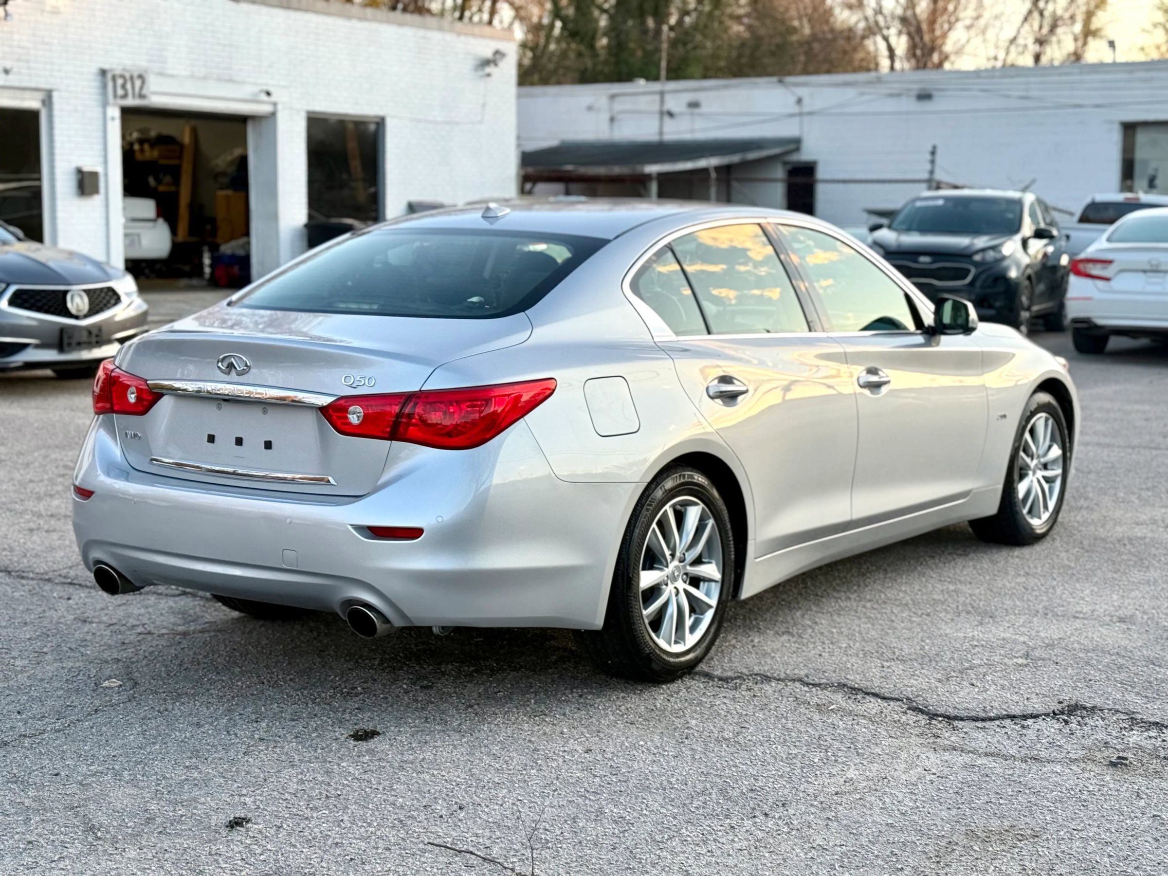 Used 2017 INFINITI Q50 Premium w/ 2.0T Premium Plus Package image 5