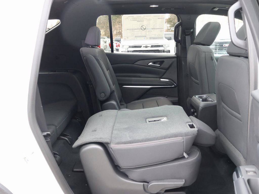 New 2026 Chevrolet Traverse LT w/ Sun and Wheel Package image 37