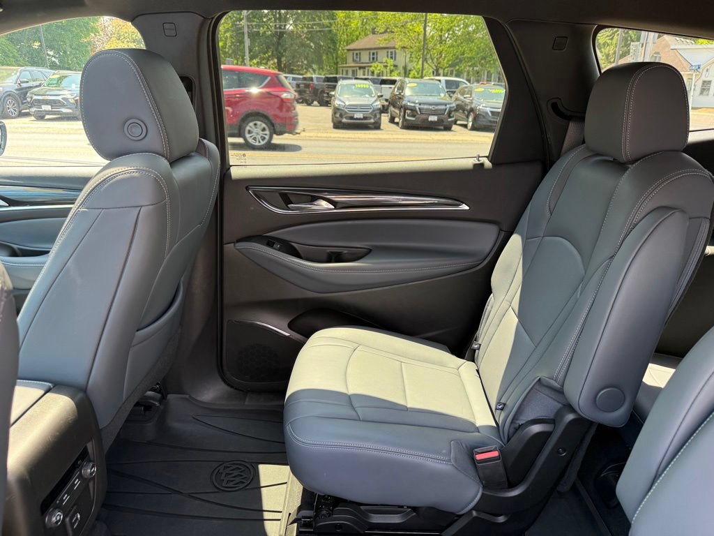 Used 2023 Buick Enclave Essence w/ Experience Buick Package AWD/4WD image 25