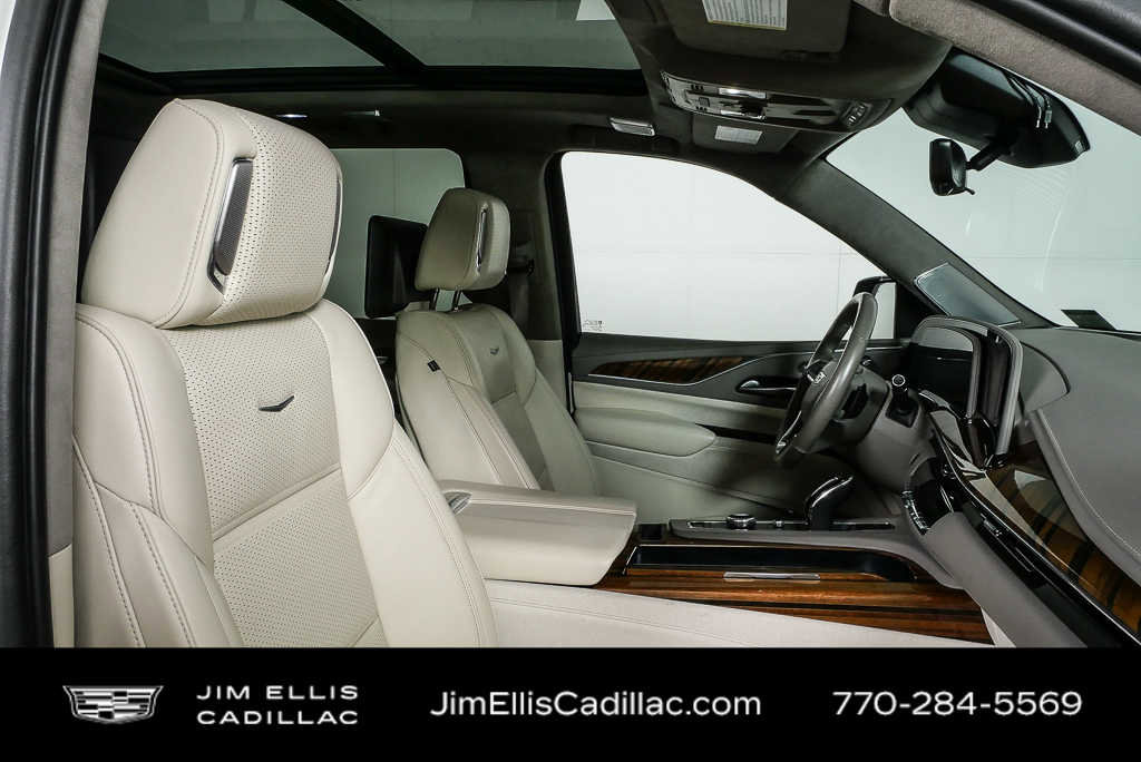 Used 2023 Cadillac Escalade Premium Luxury Platinum image 24