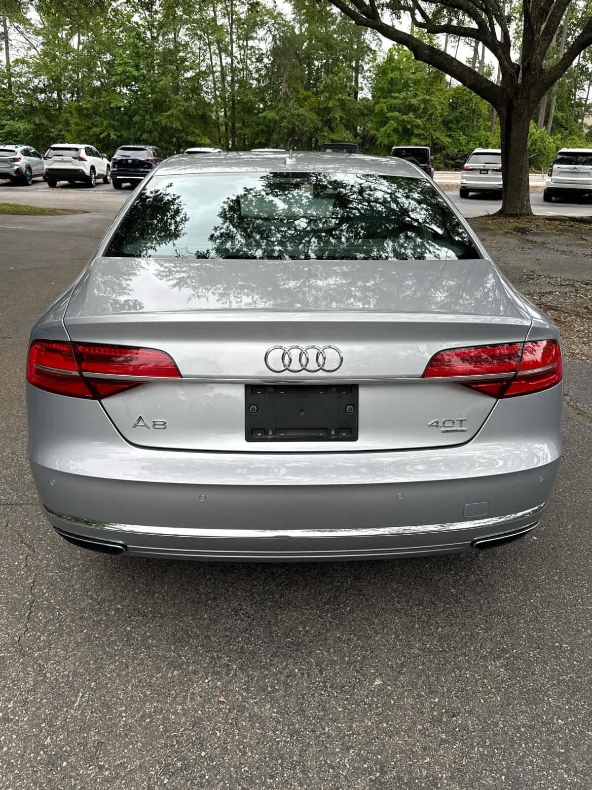 Used 2015 Audi A8 4.0T w/ Luxury Package AWD/4WD image 4