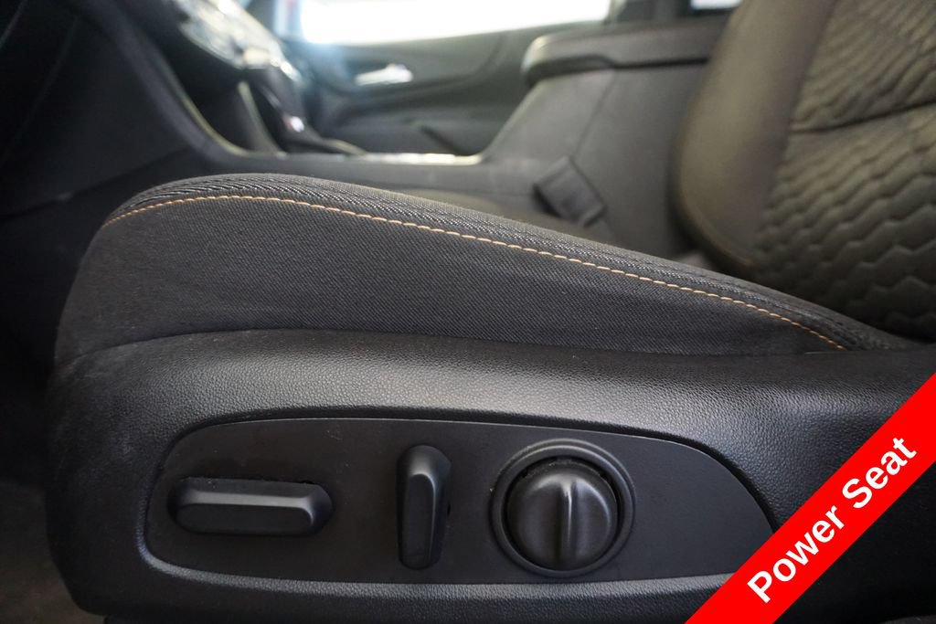 Used 2018 Chevrolet Equinox LT w/ Sun & Infotainment Package AWD/4WD image 6
