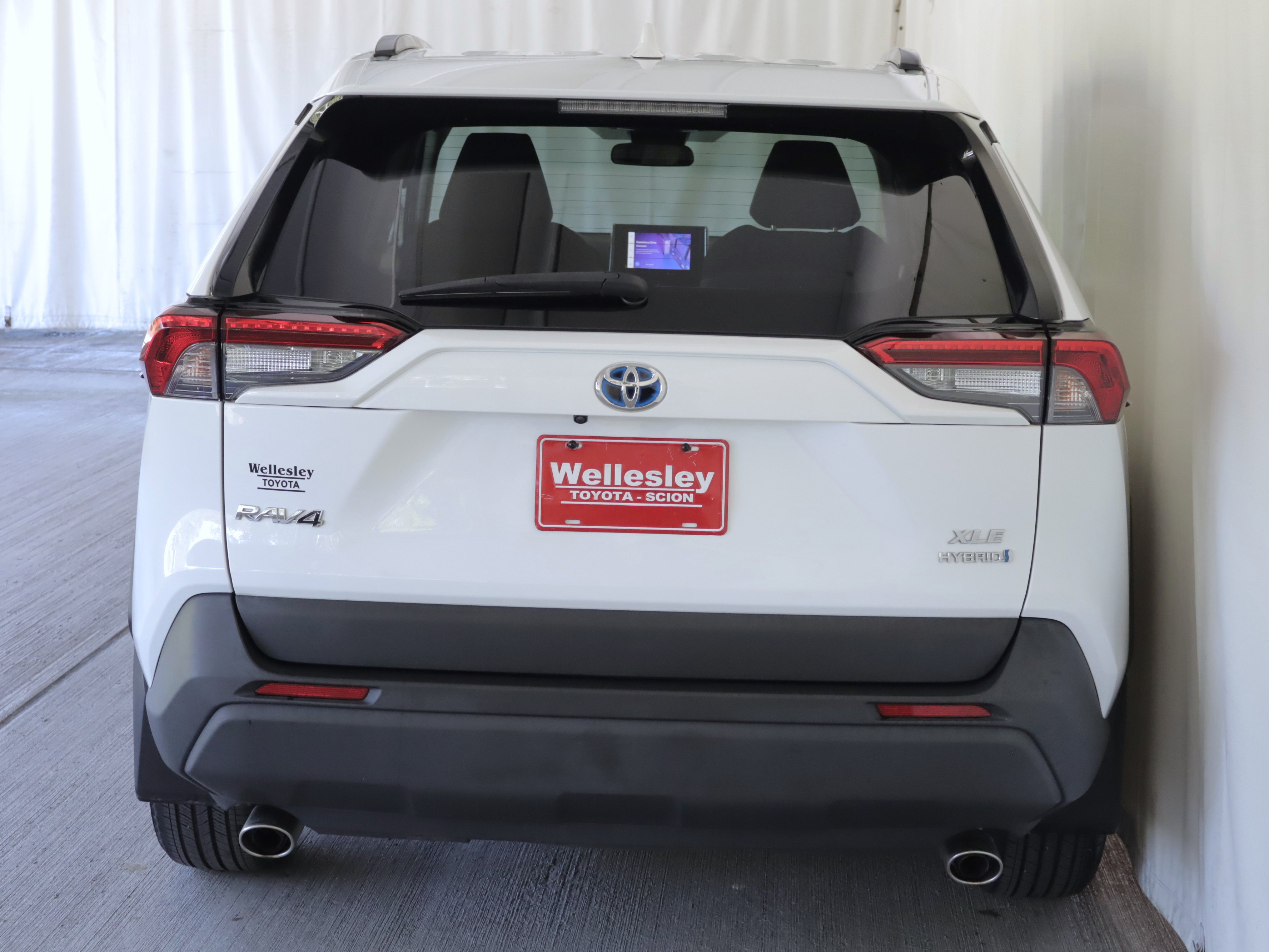 Used 2024 Toyota RAV4 XLE w/ Convenience Package AWD/4WD image 27