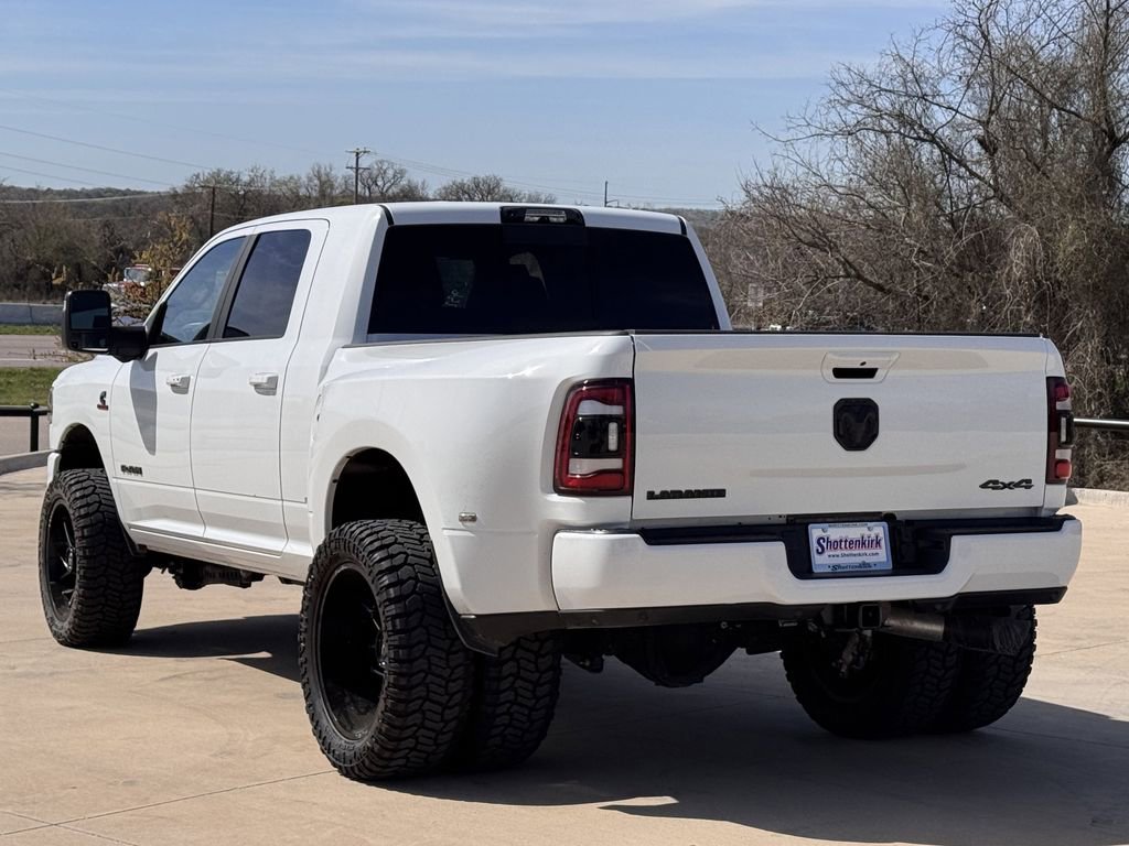 Used 2024 RAM 3500 Laramie w/ Night Edition AWD/4WD image 4