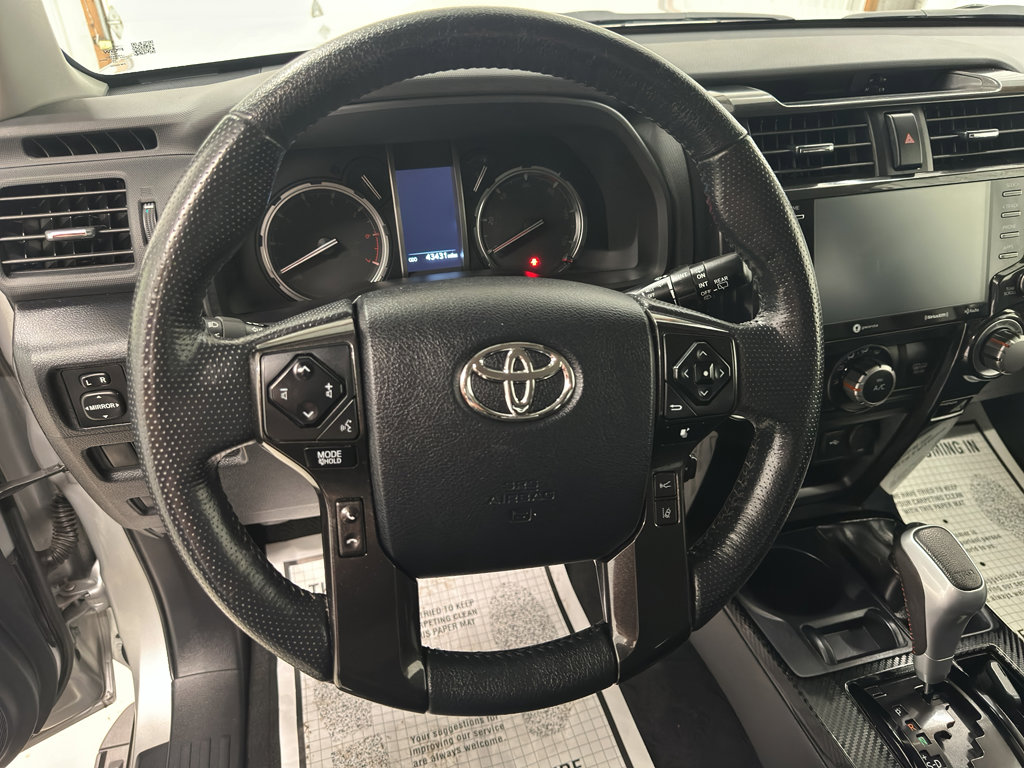 Used 2024 Toyota 4Runner TRD Off-Road Premium image 19