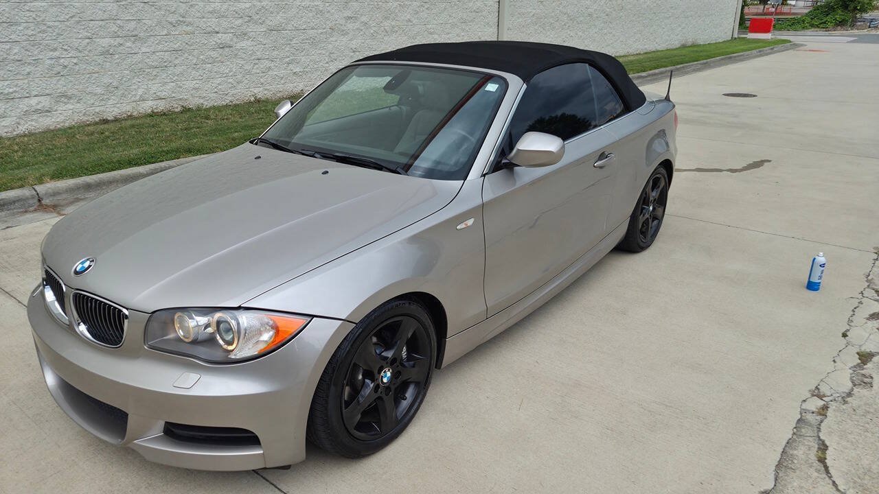 Used 2010 BMW 135i Convertible RWD image 52