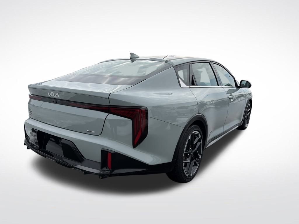 Used 2025 Kia K4 GT-Line w/ GT-Line Premium Package image 6