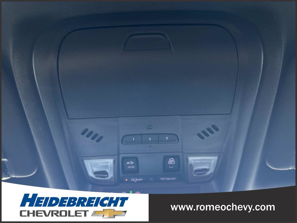 Used 2025 Chevrolet Blazer RS w/ Enhanced Convenience Package AWD/4WD image 25