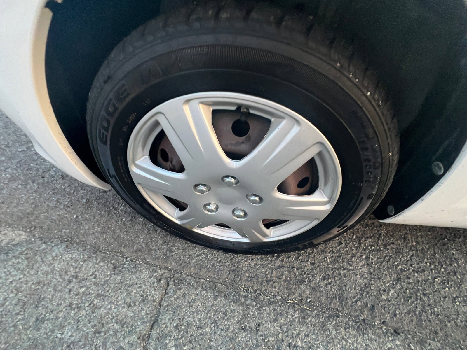 Used 2008 Toyota Yaris Sedan image 27