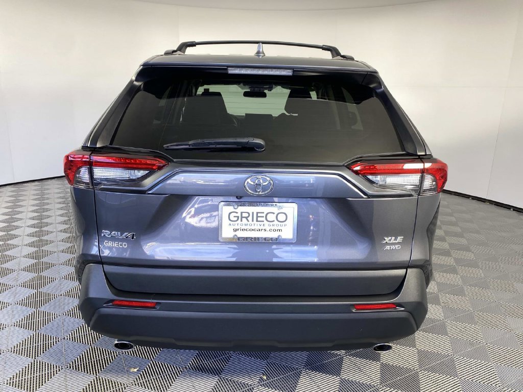 Used 2025 Toyota RAV4 XLE w/ Convenience Package AWD/4WD image 7