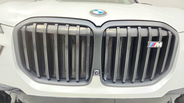 Used 2023 BMW X7 M60i AWD/4WD image 23