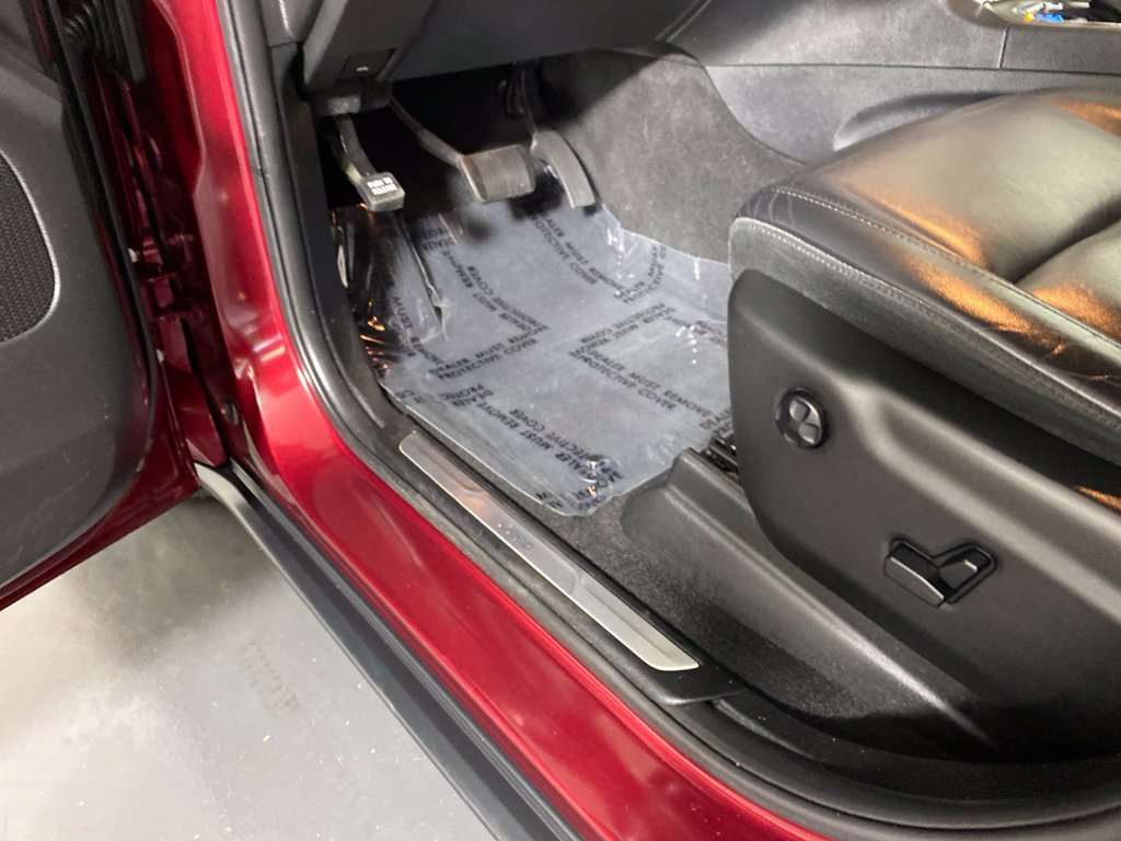 Used 2019 Jeep Grand Cherokee Limited AWD/4WD image 24