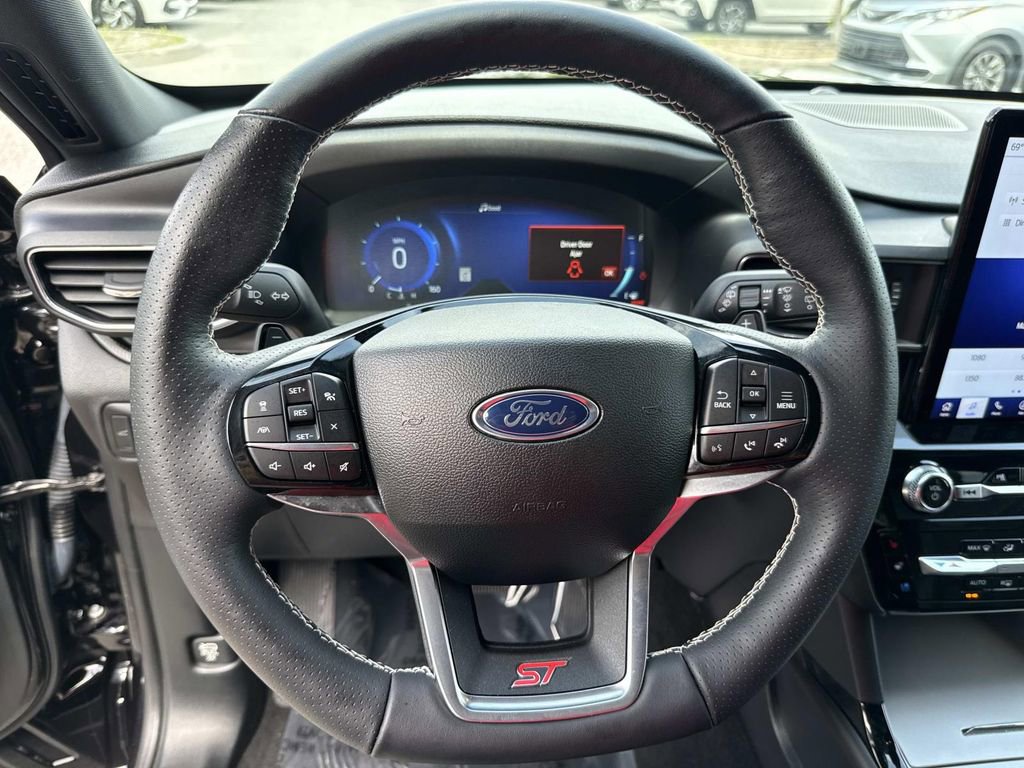 Used 2024 Ford Explorer ST w/ Equipment Group 401A AWD/4WD image 44