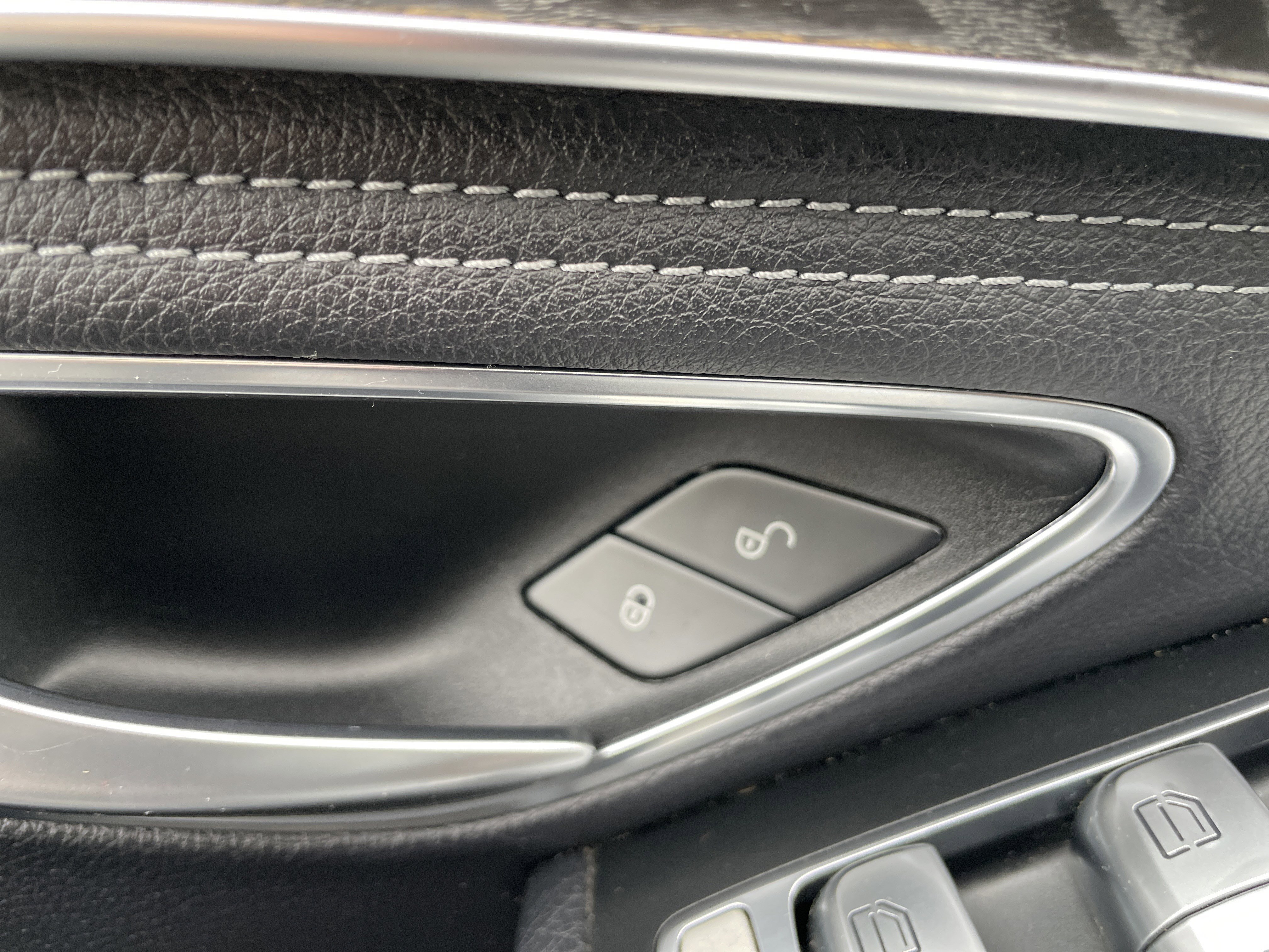 Used 2016 Mercedes-Benz C 300 C 300 image 36