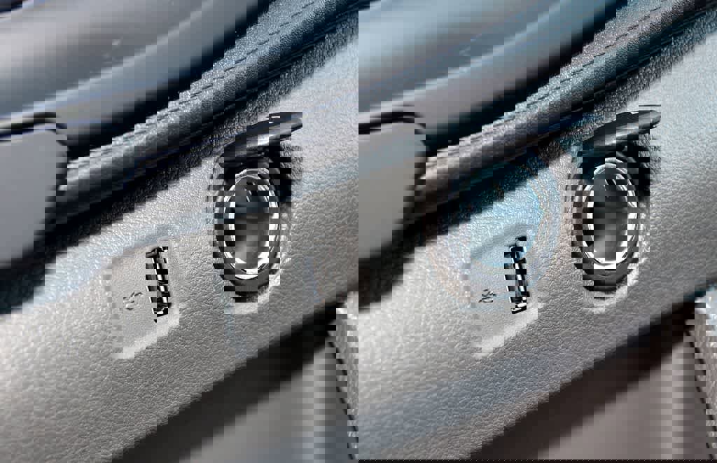 New 2025 Ford Transit 250 148 Medium Roof image 20