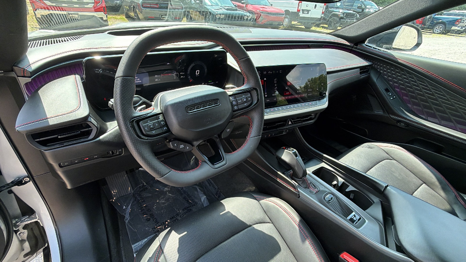 Used 2024 Dodge Charger Daytona R/T w/ Plus Group AWD/4WD image 23