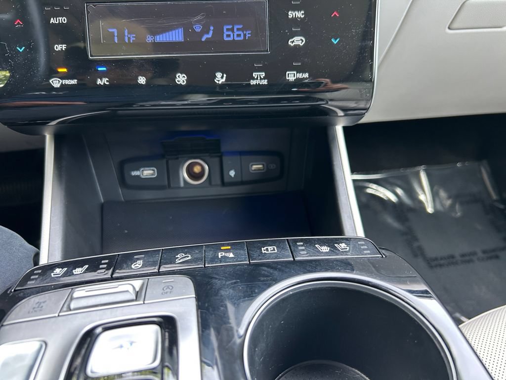 Certified 2023 Hyundai Tucson Limited AWD/4WD image 19