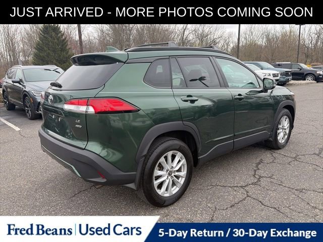 Used 2023 Toyota Corolla Cross LE image 8