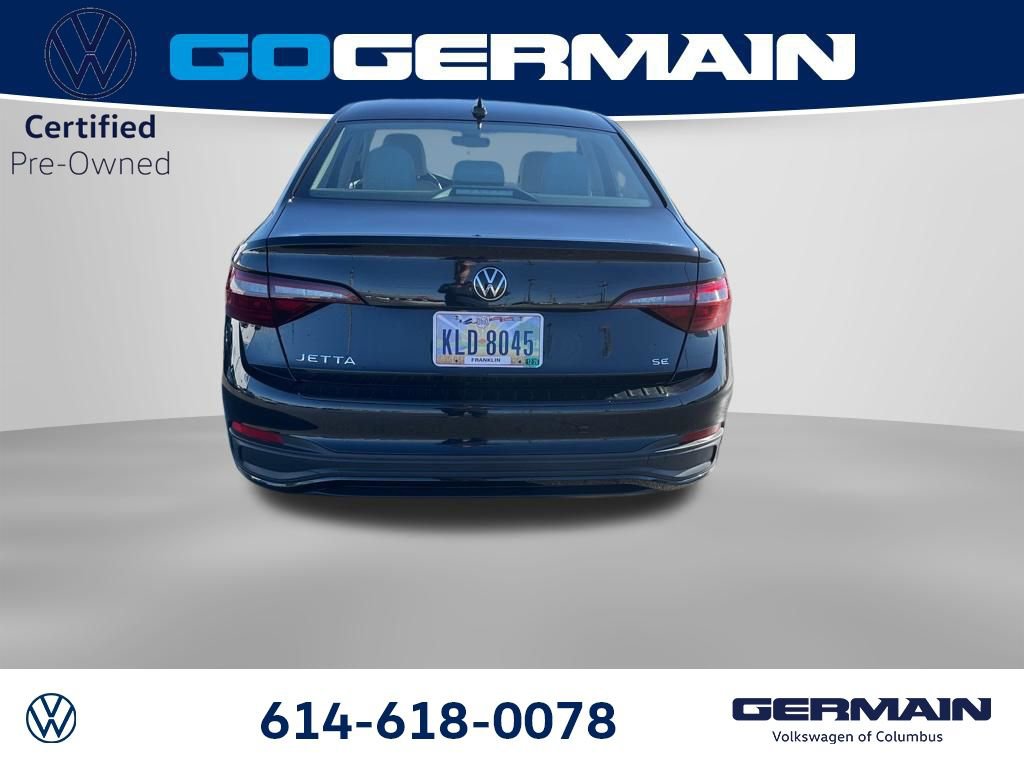 Used 2024 Volkswagen Jetta SE image 7