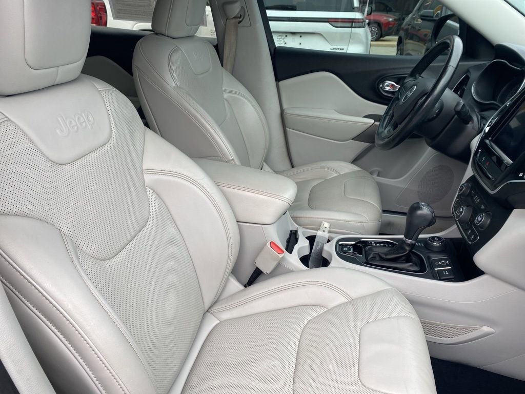 Certified 2020 Jeep Cherokee Limited image 9