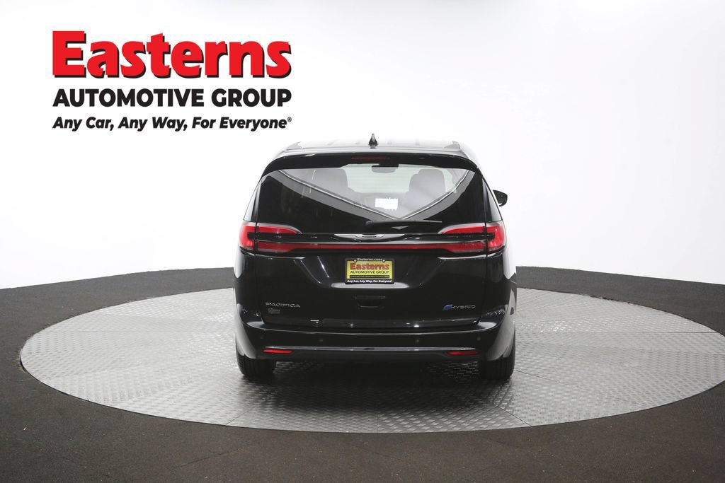Used 2023 Chrysler Pacifica Limited FWD image 40