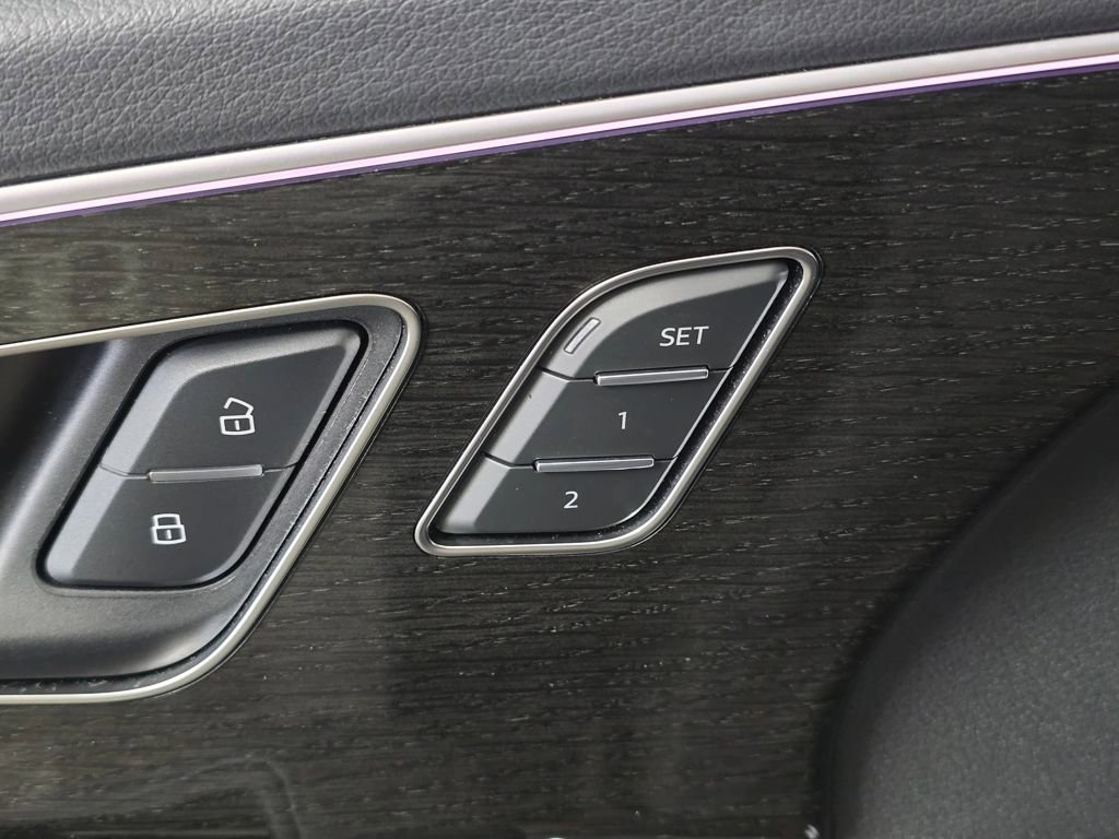 Used 2023 Audi Q7 2.0T Premium Plus w/ Premium Plus Package image 13