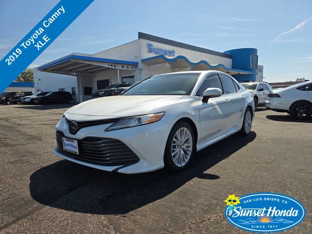 Used 2019 Toyota Camry XLE w/ Protection Package (Q2) FWD image 1